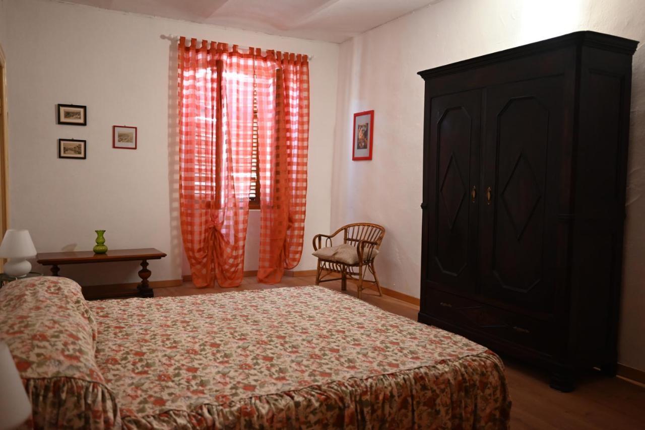 Casa Di Lisa Apartment Ozzano Monferrato Bagian luar foto